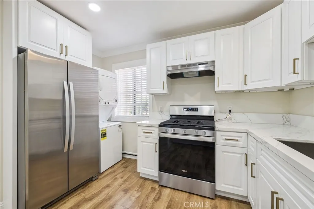 2104 Crenshaw Boulevard, Los Angeles, California 90016 home-pic-29