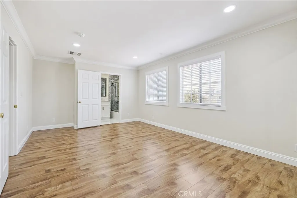 2104 Crenshaw Boulevard, Los Angeles, California 90016 home-pic-35