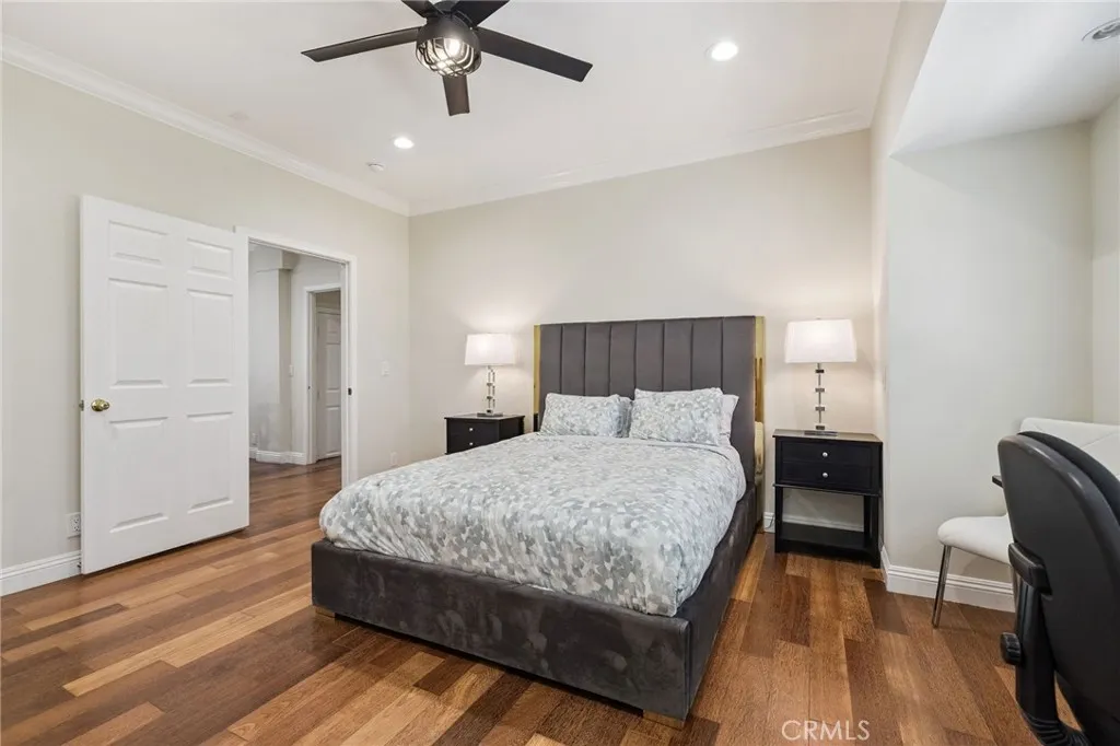 2104 Crenshaw Boulevard, Los Angeles, California 90016 home-pic-15