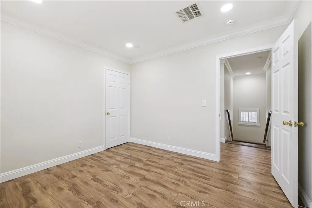 2104 Crenshaw Boulevard, Los Angeles, California 90016 home-pic-34