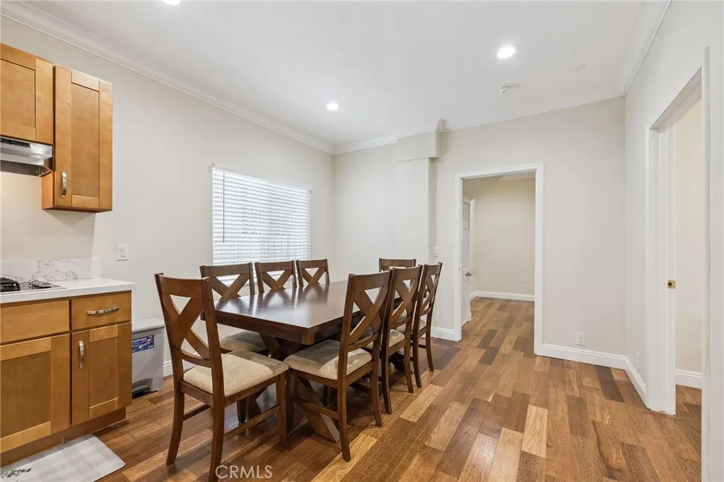 2104 Crenshaw Boulevard, Los Angeles, California 90016 home-pic-10