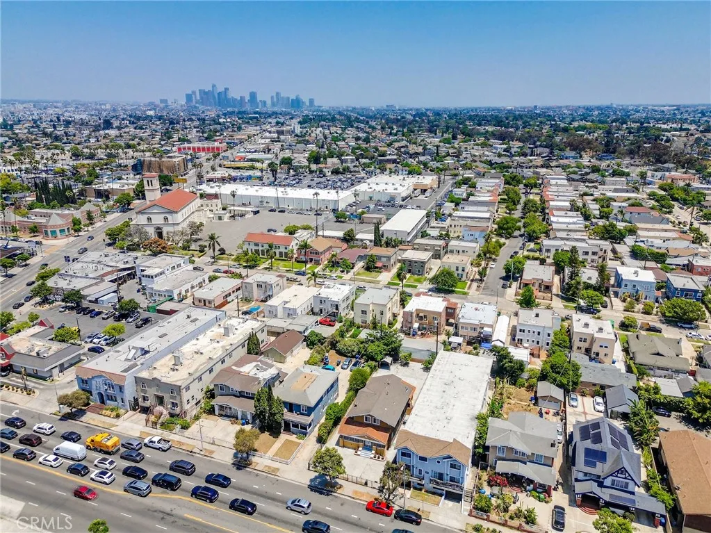 2104 Crenshaw Boulevard, Los Angeles, California 90016 home-pic-70