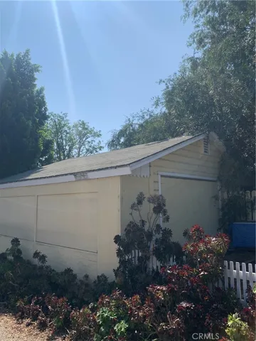 Garage detached