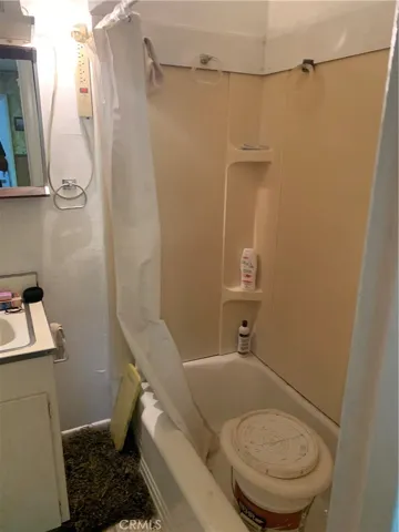 Bathtub
