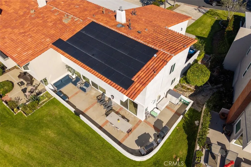 2111 Vista Entrada, Newport Beach, California 92660 home-pic-23