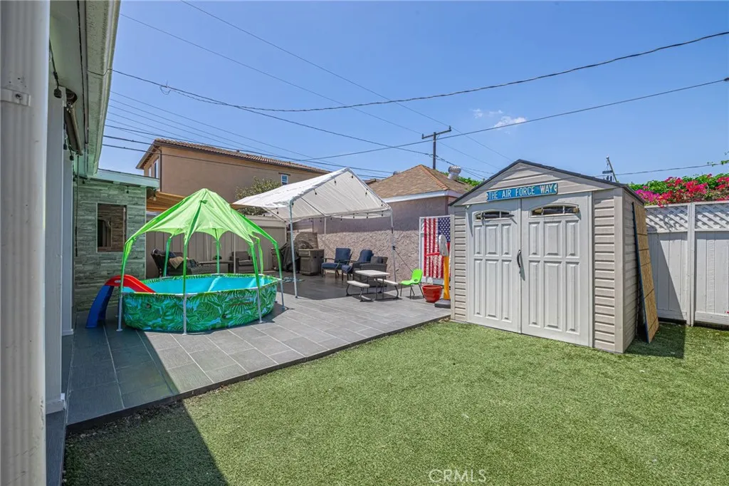 2548 E Washington, Carson, California 90810 home-pic-33