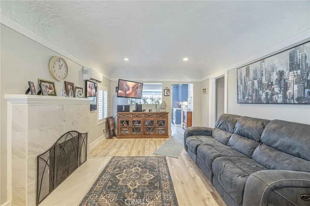 2548 E Washington, Carson, California 90810 home-pic-7