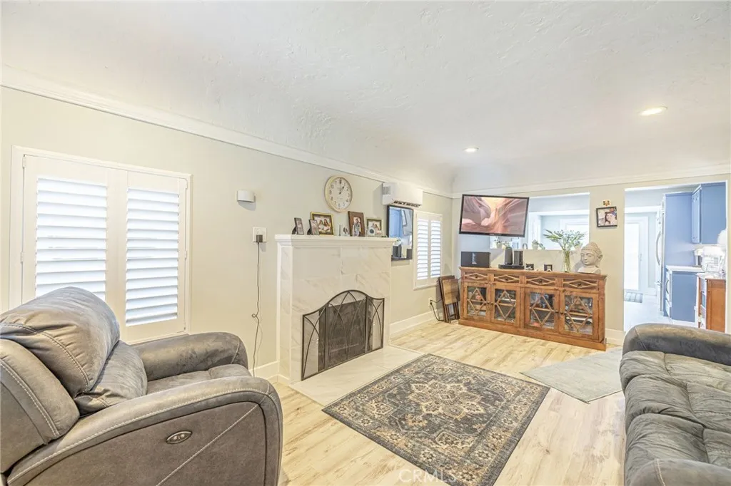 2548 E Washington, Carson, California 90810 home-pic-9