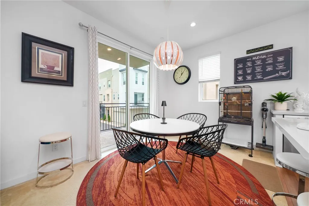 2210 Synergy, Irvine, California 92614 home-pic-10