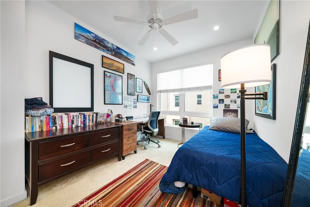 2210 Synergy, Irvine, California 92614 home-pic-18