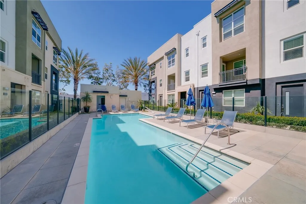 2210 Synergy, Irvine, California 92614 home-pic-26