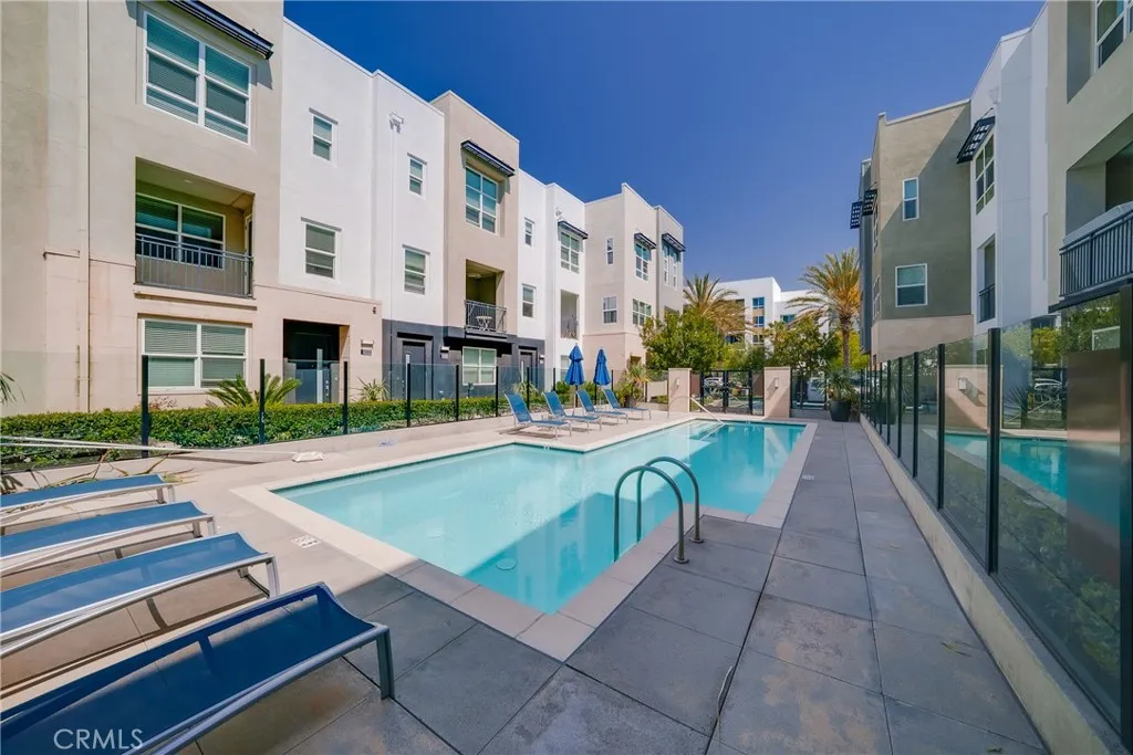 2210 Synergy, Irvine, California 92614 home-pic-29