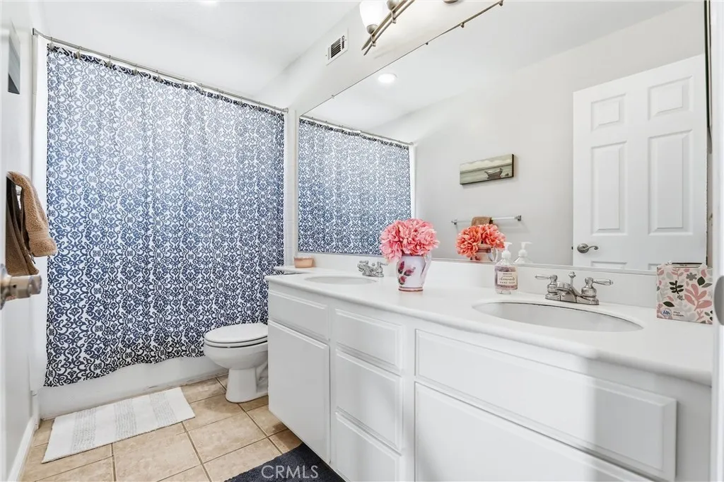 48 Gingham, Trabuco Canyon, California 92679 home-pic-36