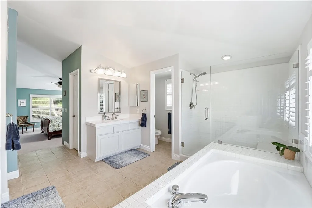 48 Gingham, Trabuco Canyon, California 92679 home-pic-24