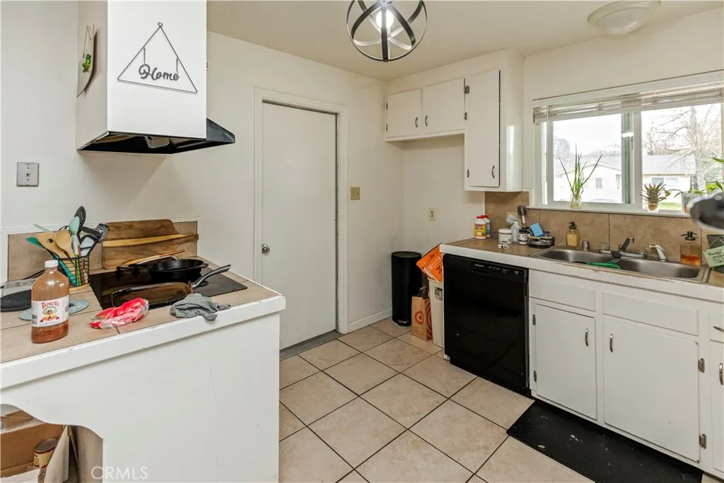 3216 El Capitan, Merced, California 95340 home-pic-8