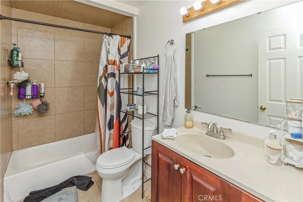 3216 El Capitan, Merced, California 95340 home-pic-11