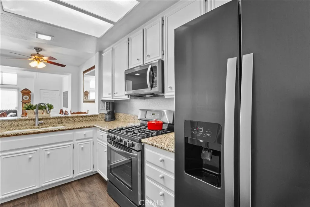 29579 Cara Way, Temecula, California 92591 home-pic-10