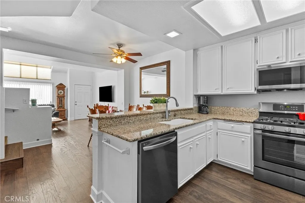 29579 Cara Way, Temecula, California 92591 home-pic-11