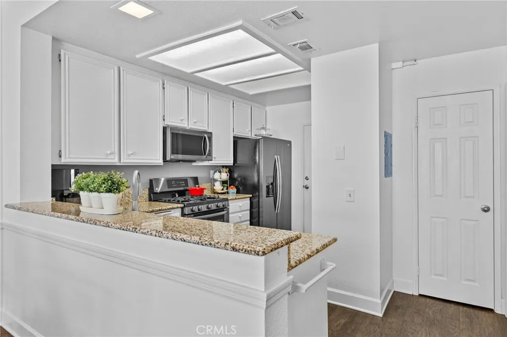 29579 Cara Way, Temecula, California 92591 home-pic-9