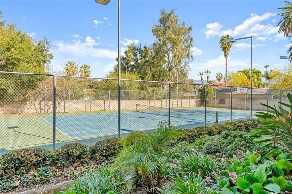 246 E Fern Avenue 109, Redlands, California 92373 home-pic-30