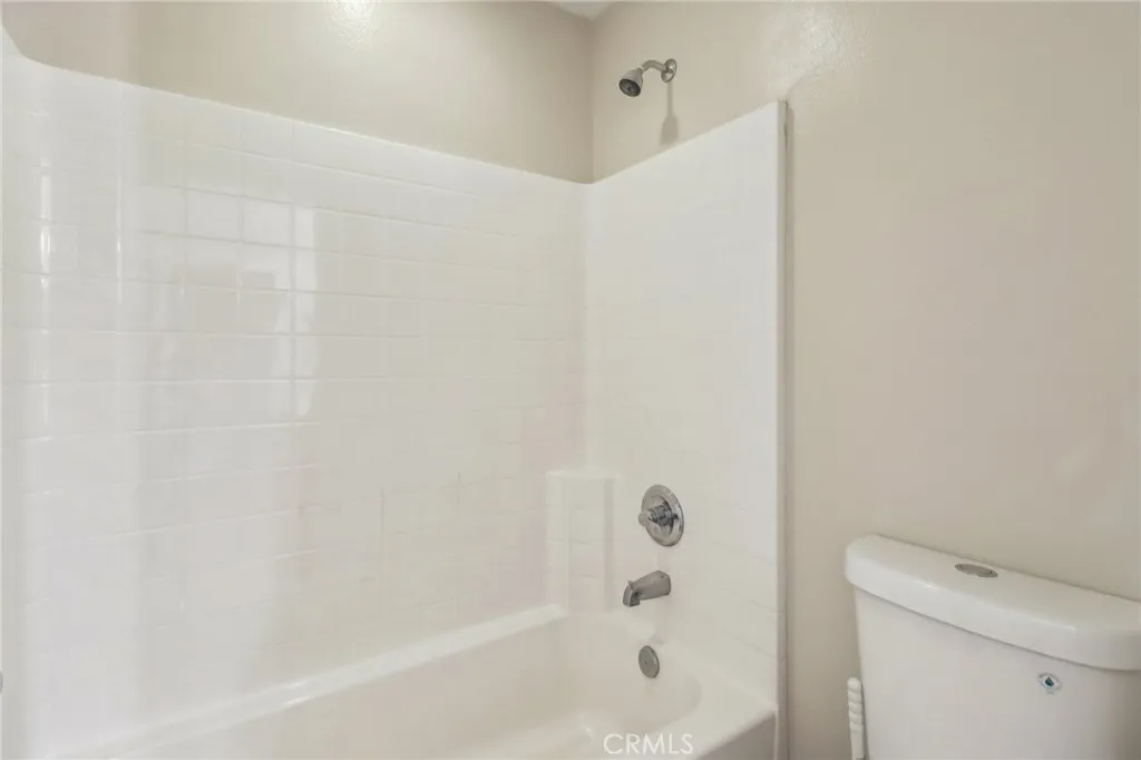 27741 Elderberry Street, Murrieta, California 92562 home-pic-21