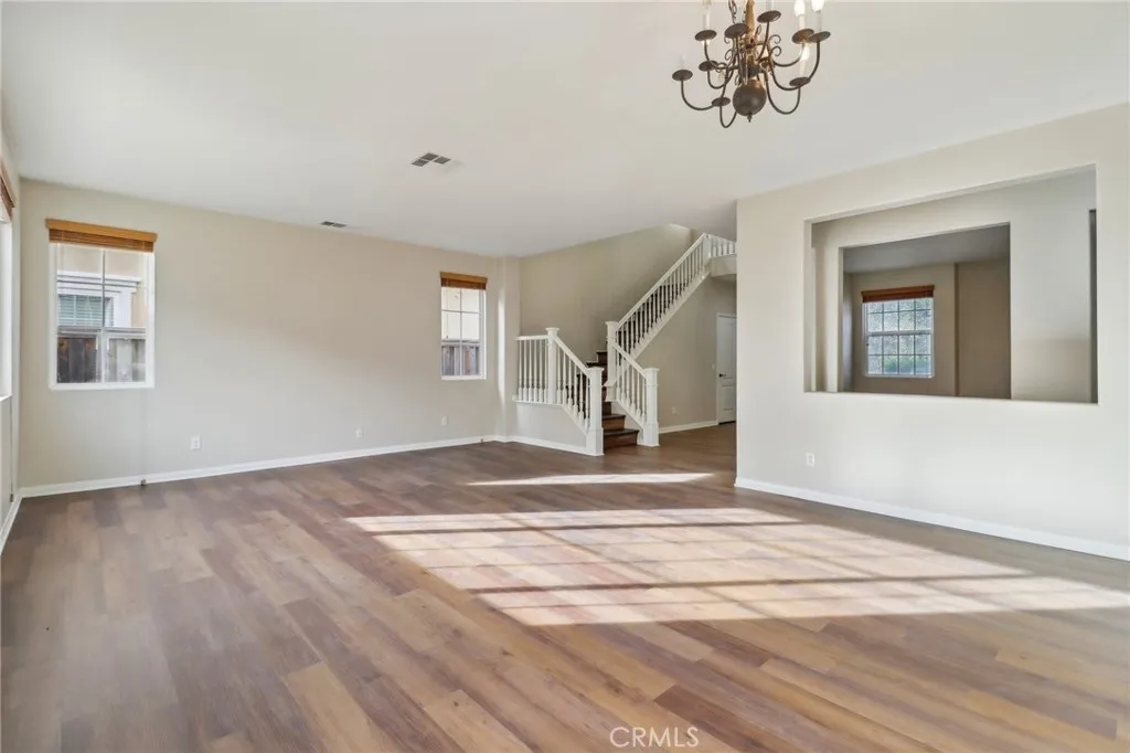 27741 Elderberry Street, Murrieta, California 92562 home-pic-6