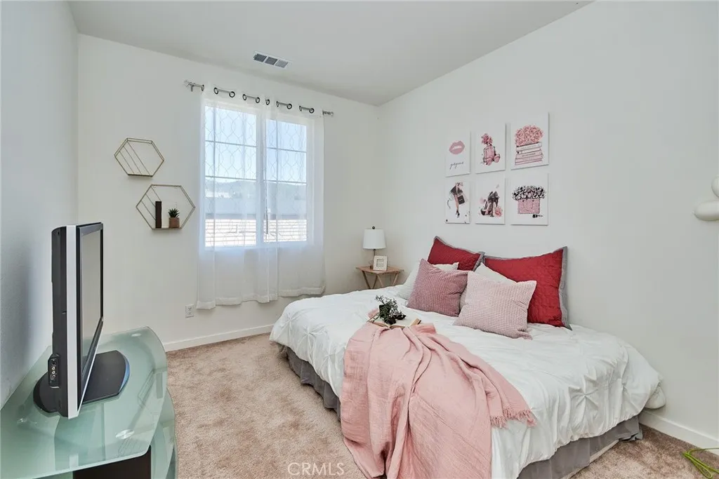 34955 S Serano Square, Yucaipa, California 92399 home-pic-31