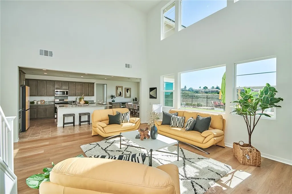 34955 S Serano Square, Yucaipa, California 92399 home-pic-6