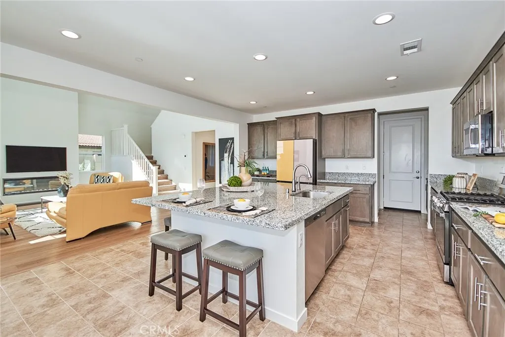 34955 S Serano Square, Yucaipa, California 92399 home-pic-13
