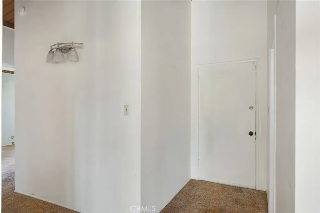 206 N. Clark Terrace, Anaheim, California 92806 home-pic-6