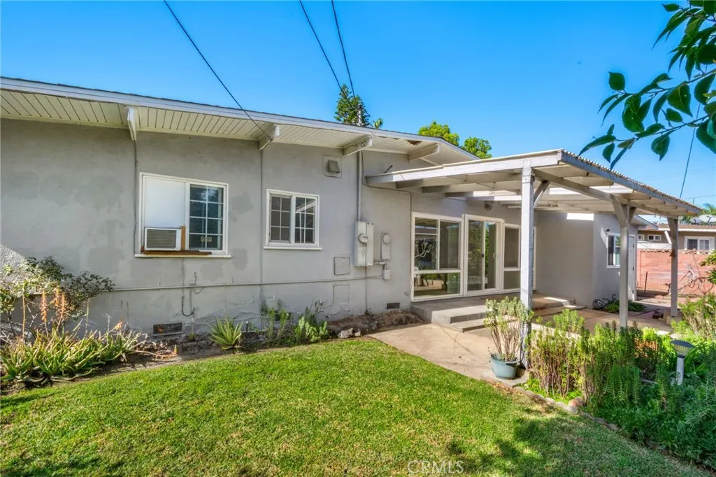 206 N. Clark Terrace, Anaheim, California 92806 home-pic-17