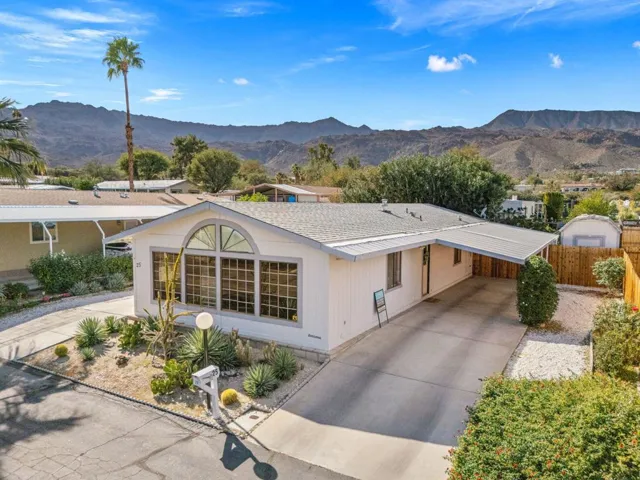 25 Pampas Lane