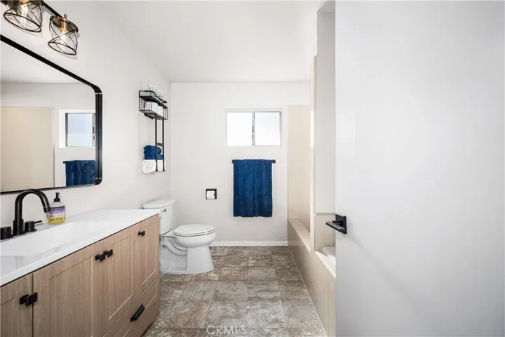 3729 N Weston Place, Long Beach, California 90807