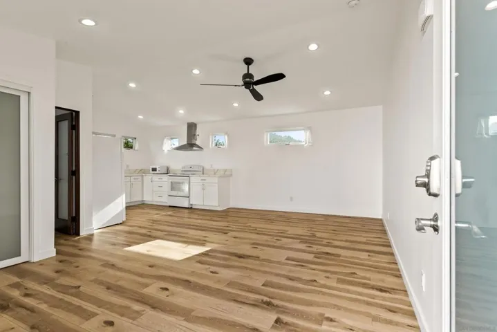 3628 Poe Street, San Diego, California 92106