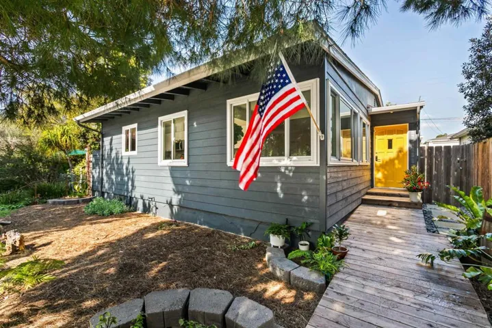 3628 Poe Street, San Diego, California 92106