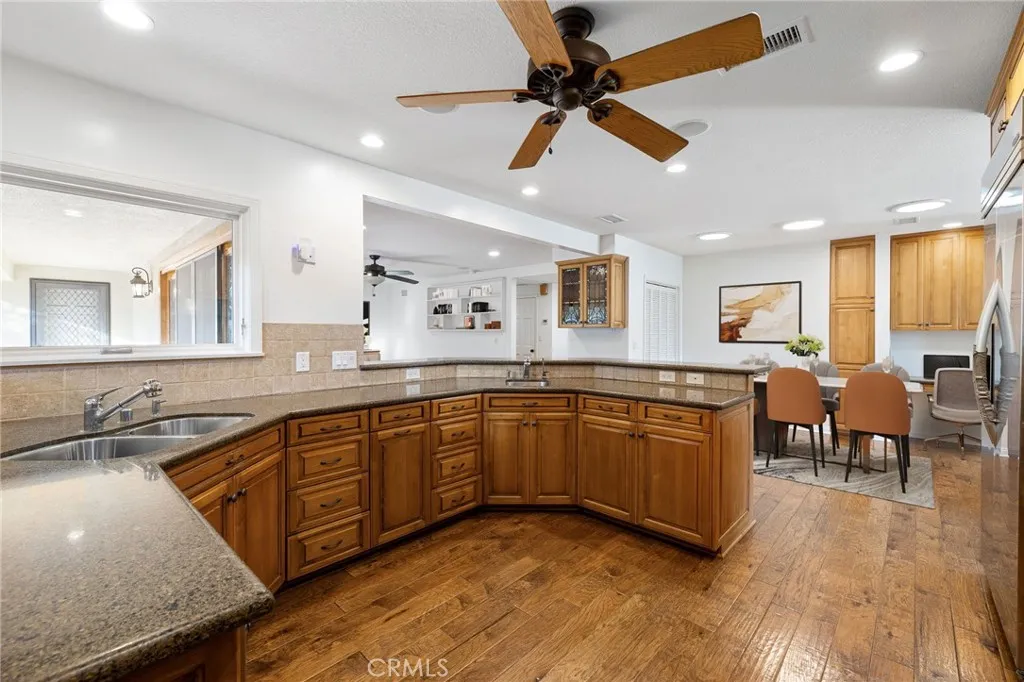 1493 Lafayette, Claremont, California 91711 home-pic-21