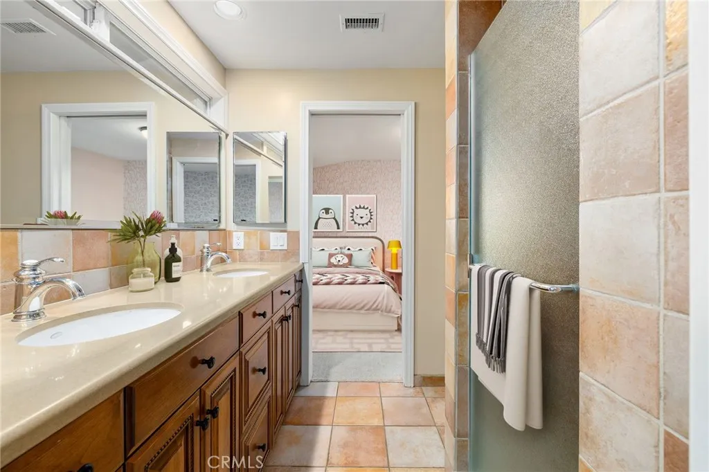 1493 Lafayette, Claremont, California 91711 home-pic-41