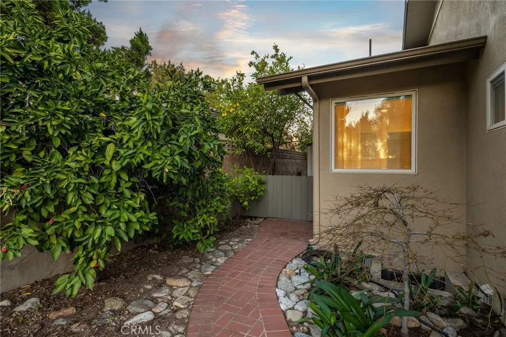 1493 Lafayette, Claremont, California 91711 home-pic-68