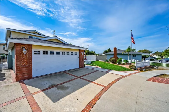 3080 W Glen Holly Drive, Anaheim, California 92804