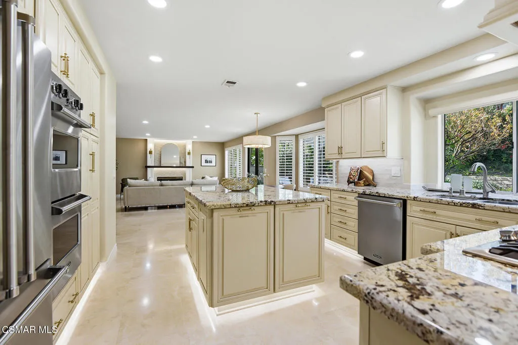 3041 Three Springs Drive, Westlake Village, California 91361 home-pic-31