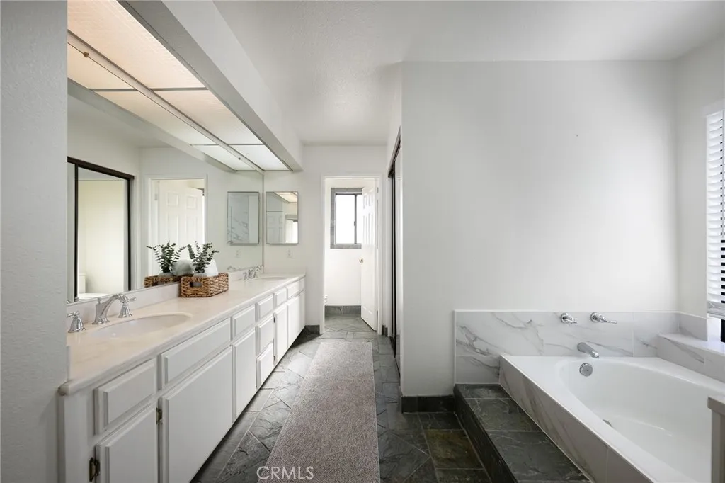 28781 Charreadas, Laguna Niguel, California 92677 home-pic-10