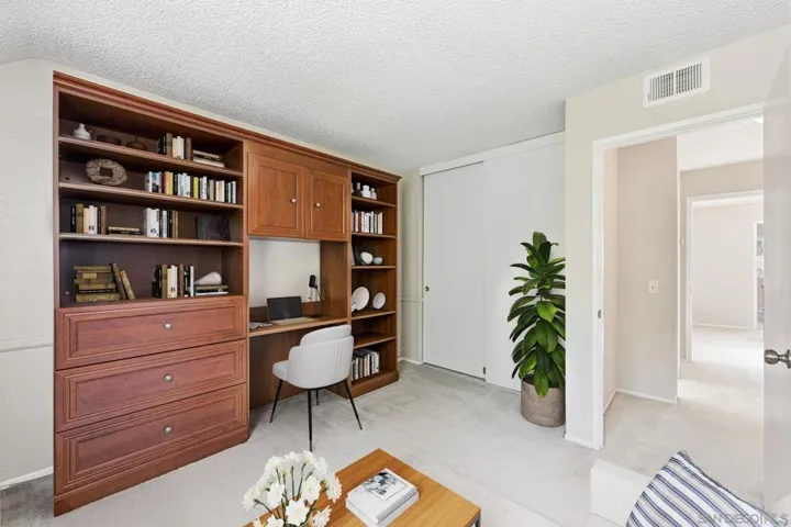 2591 Regent Rd, Carlsbad, California 92010