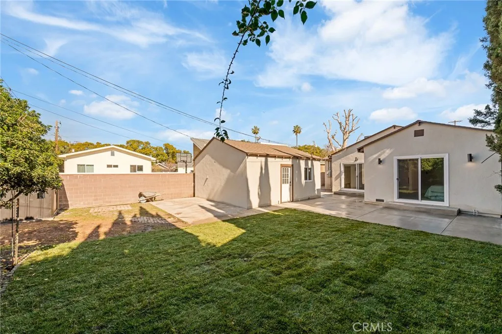 1415 N Screenland, Burbank, California 91505 home-pic-18