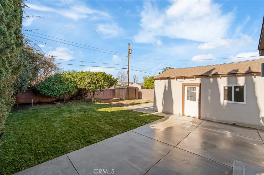 1415 N Screenland, Burbank, California 91505 home-pic-28