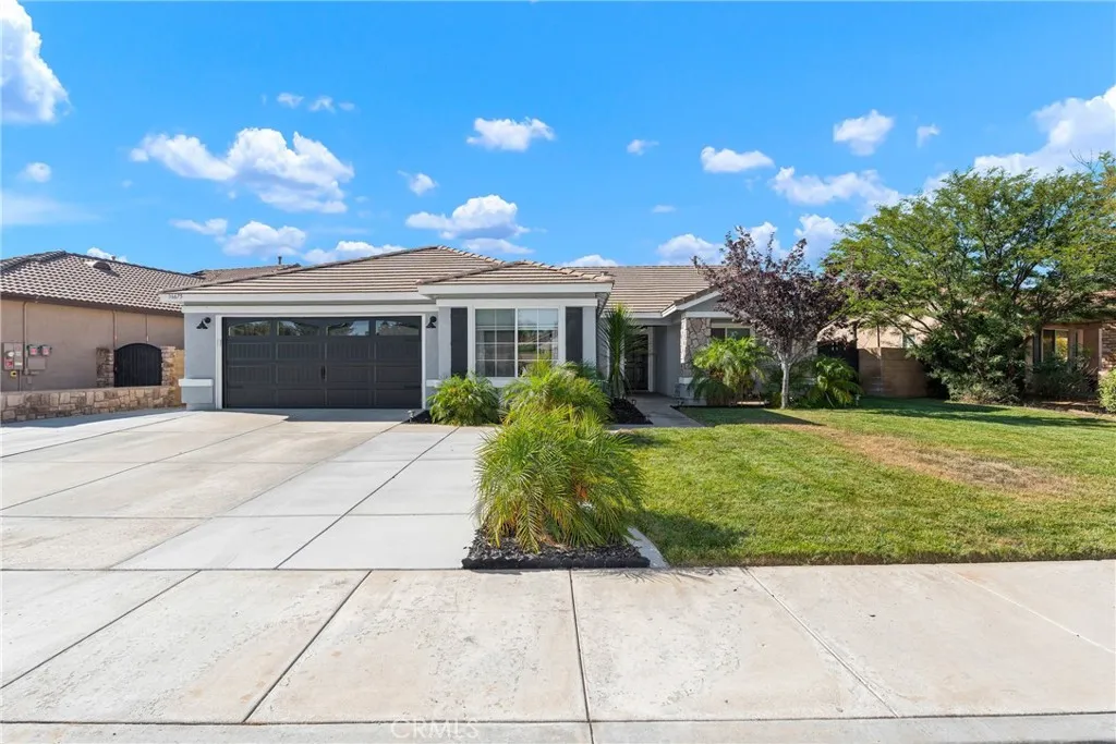 36675 Sauterne Street, Winchester, California 92596 home-pic-1