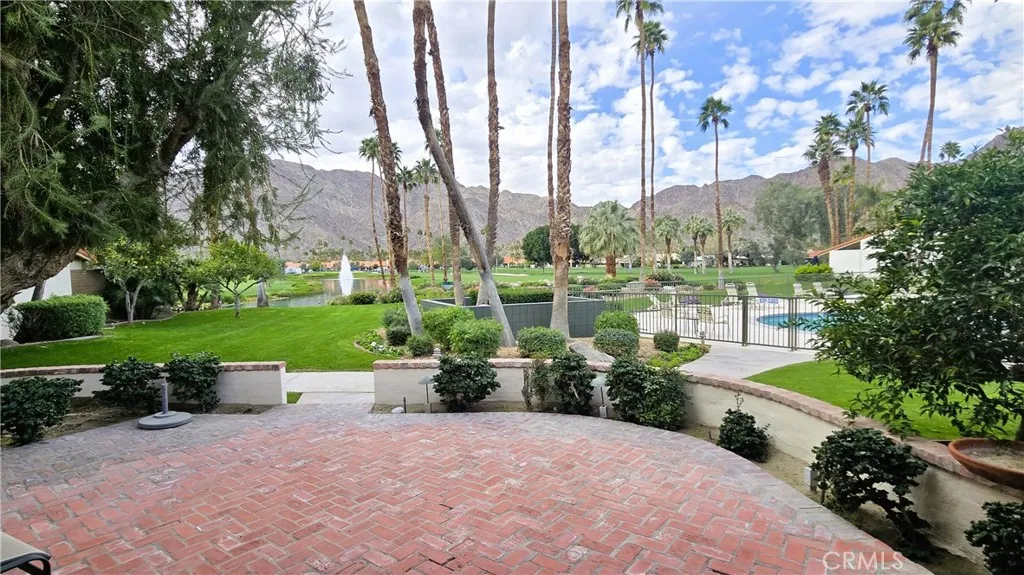 49025 Cedros Circle, La Quinta, California 92253 home-pic-16