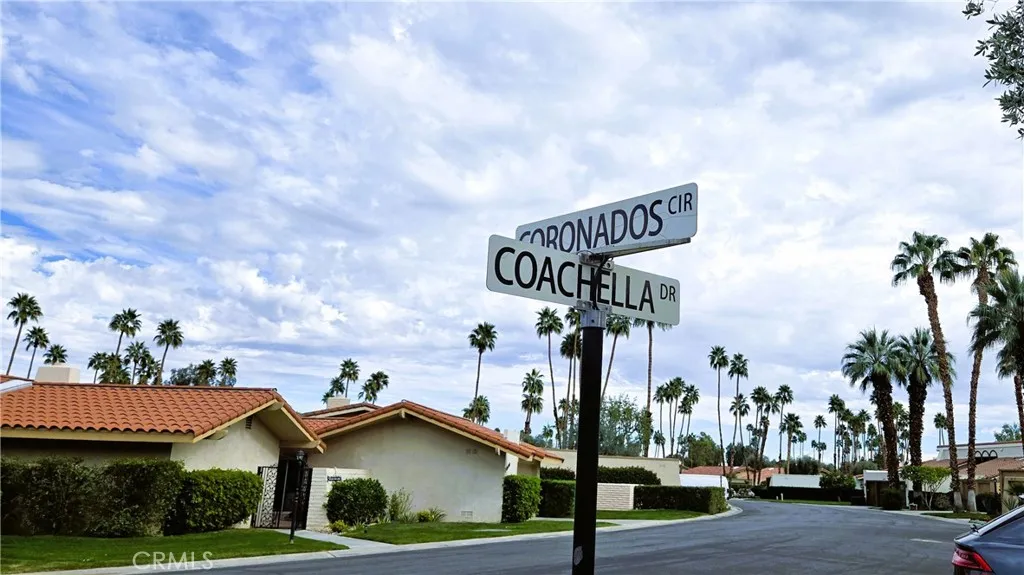 49025 Cedros Circle, La Quinta, California 92253 home-pic-29