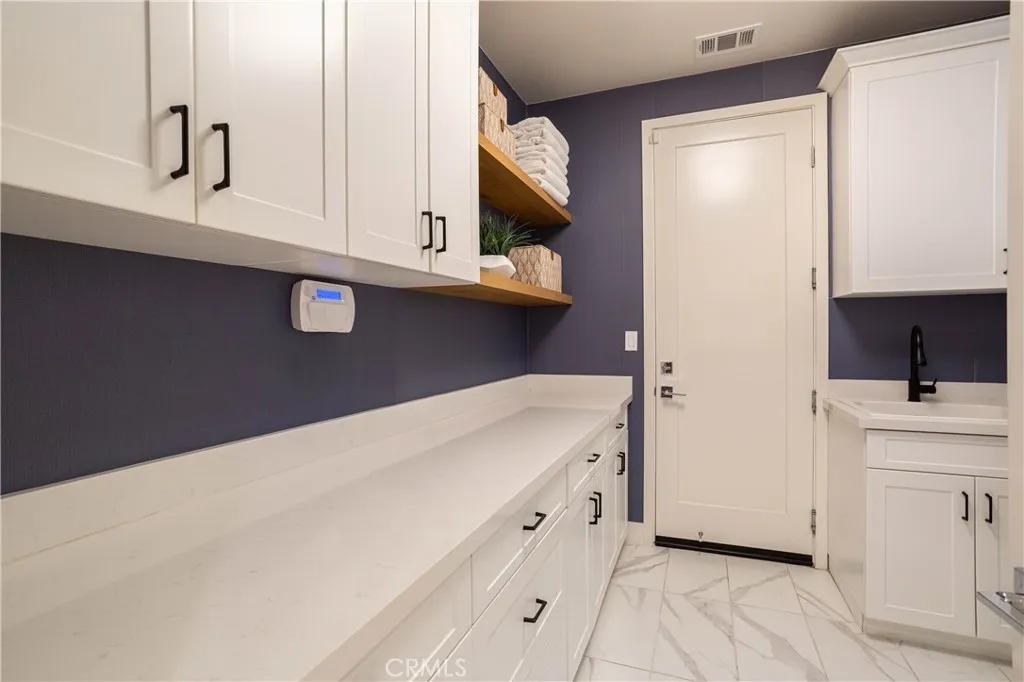 311 Costa Bella Court, Costa Mesa, California 92627 home-pic-39