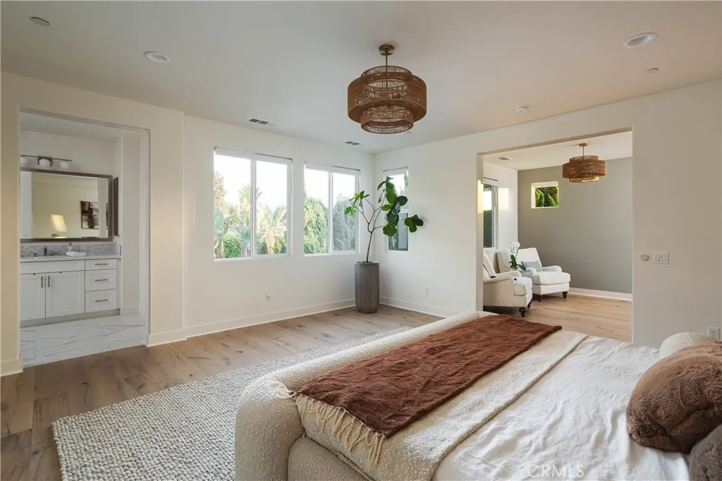 311 Costa Bella Court, Costa Mesa, California 92627 home-pic-17