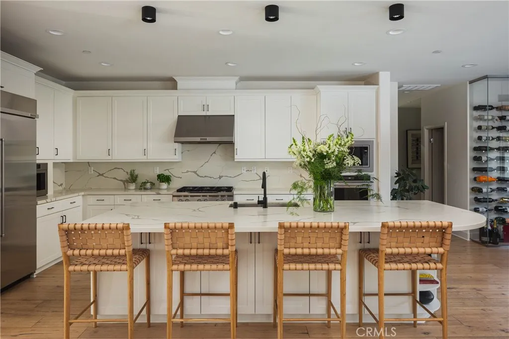 311 Costa Bella Court, Costa Mesa, California 92627 home-pic-14